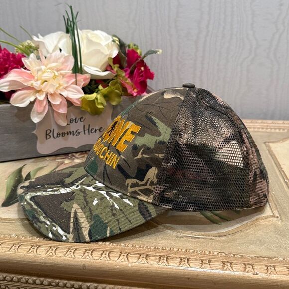 Gone Squatchin Sasquatch Adjustable Camo Cap Hat One Size Unisex - Picture 2 of 15